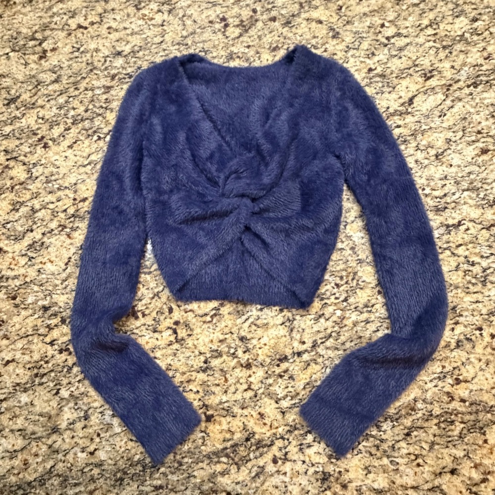 Aerie Women Blue Fuzzy Eyelash Knit Twist Front V-Neck Cropped Sweater Small ws